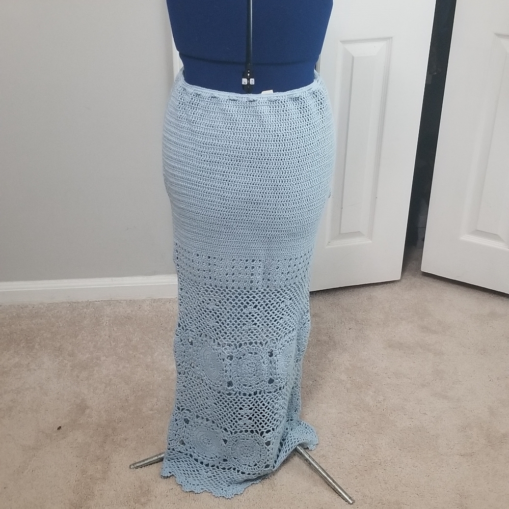 Spell and the Gypsy Collective Let the Sunshine In Crochet Skirt Blue NWT Sz M - Picture 5 of 6